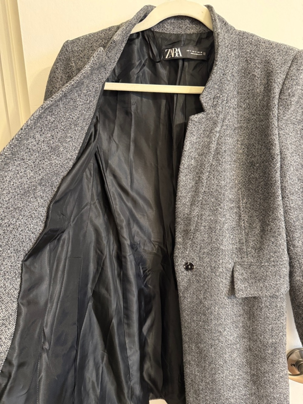 Zara Women’s Grey Textured Wool-Blend Stand Collar Pea Coat - Picture 5 of 6